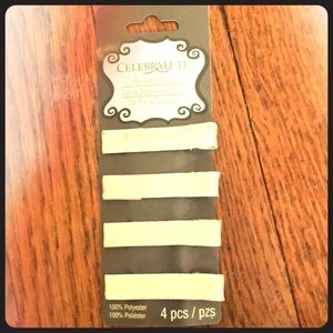 very cute white head bands